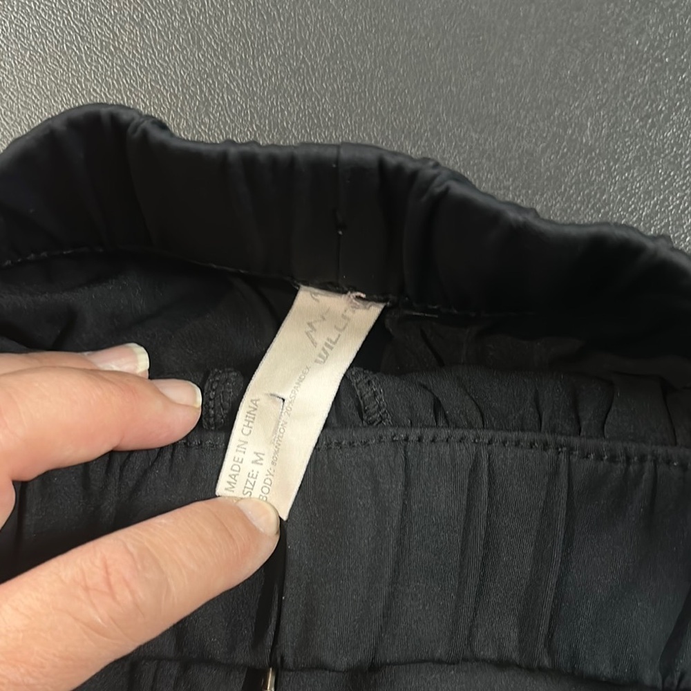 Willit women’s Black Athletic Shorts with Elastic Waistband Relaxed Fit sz m - Picture 2 of 6